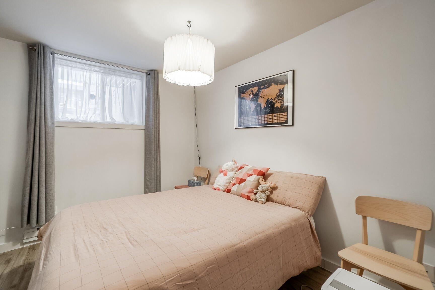 









5266

 - 5270


Rue Garnier

,
Montréal (Le Plateau-Mont-Royal),




QC
H2J3T2

