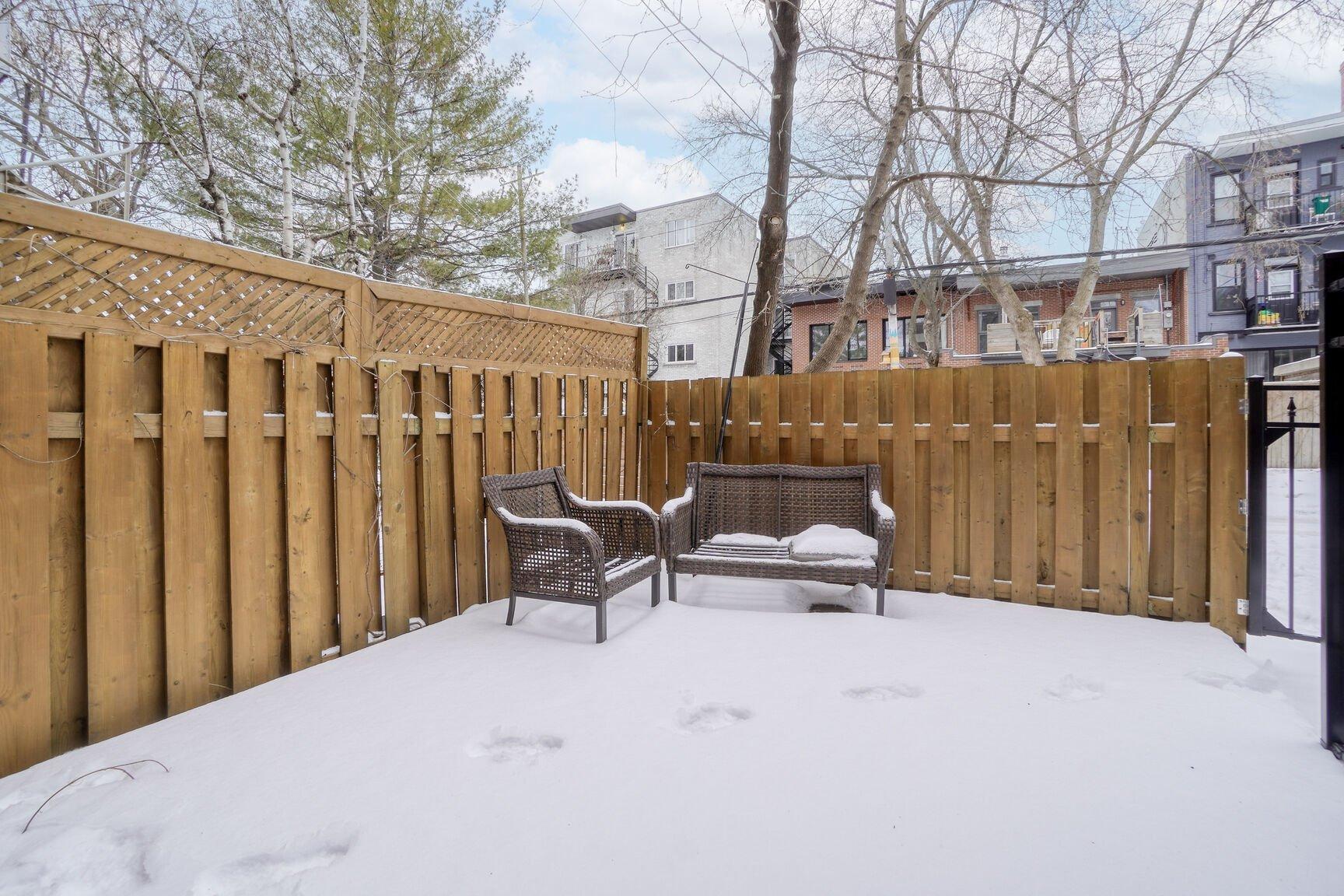 









5266

 - 5270


Rue Garnier

,
Montréal (Le Plateau-Mont-Royal),




QC
H2J3T2

