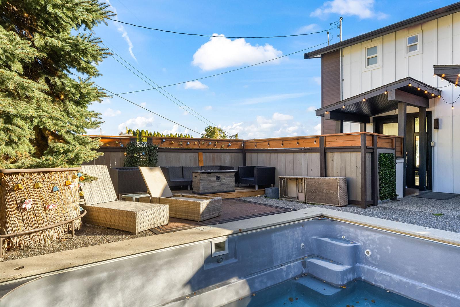 









3069


Ourtoland

Road,
West Kelowna,




BC
V1Z 2J3

