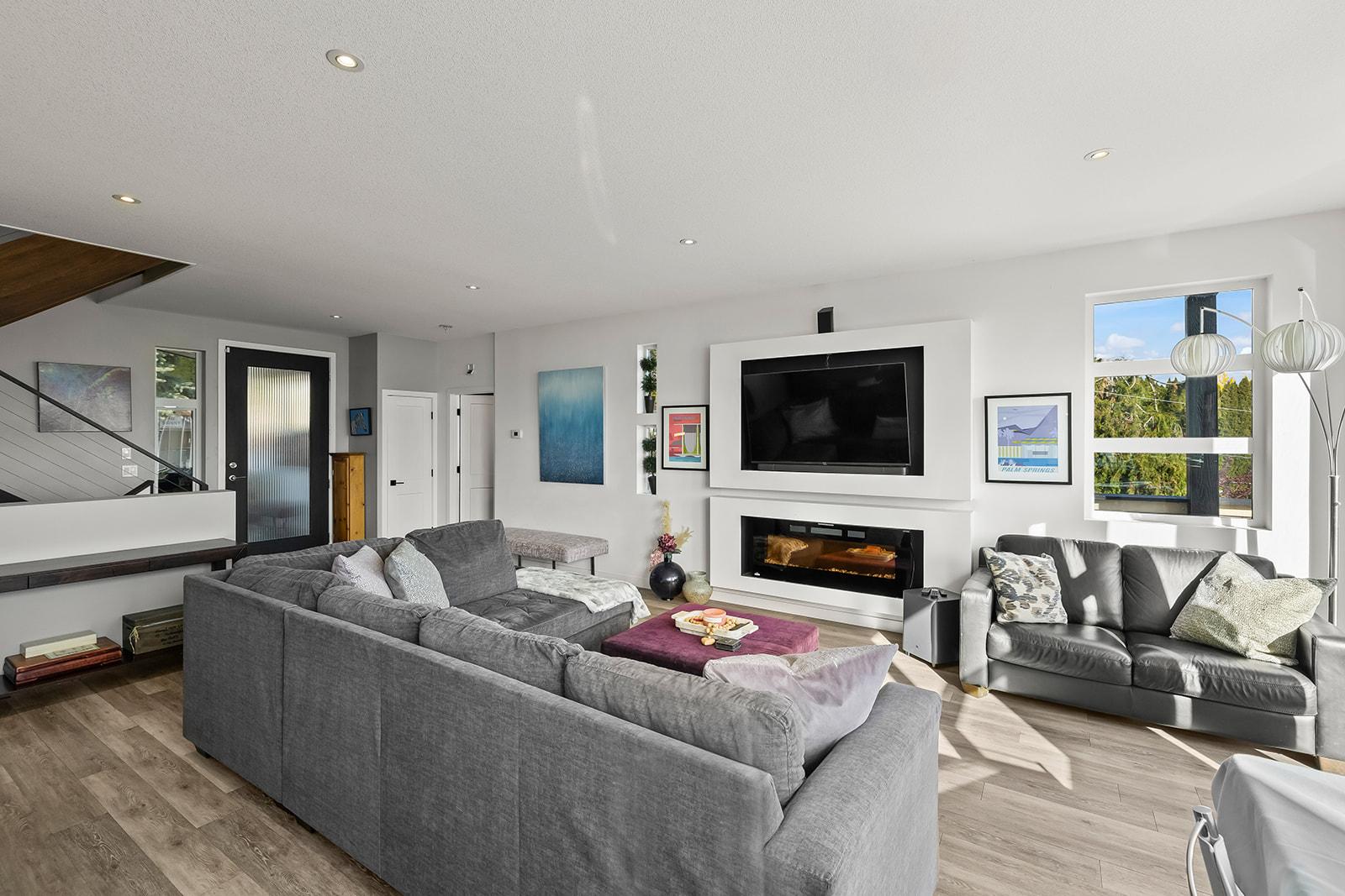 









3069


Ourtoland

Road,
West Kelowna,




BC
V1Z 2J3

