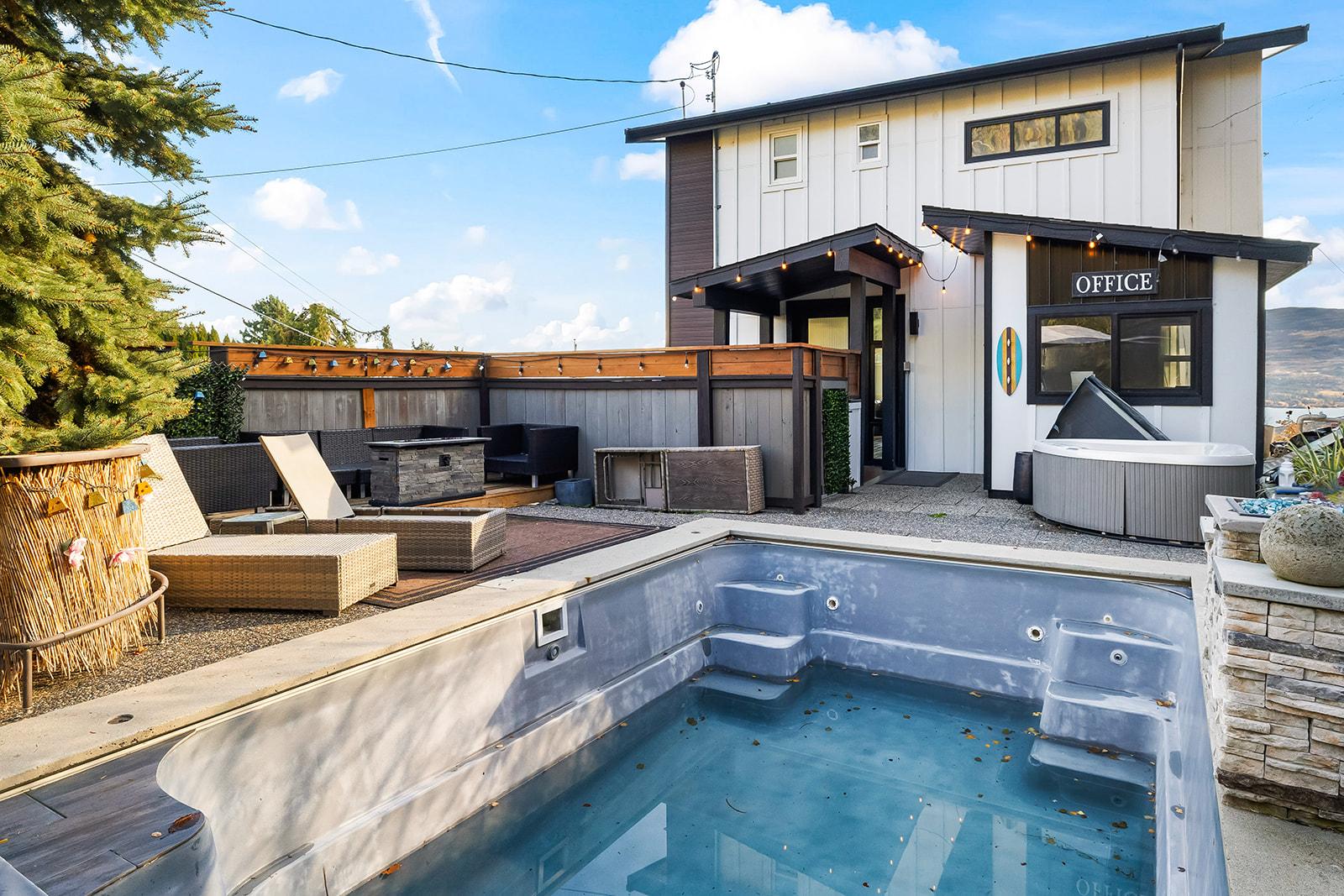 









3069


Ourtoland

Road,
West Kelowna,




BC
V1Z 2J3

