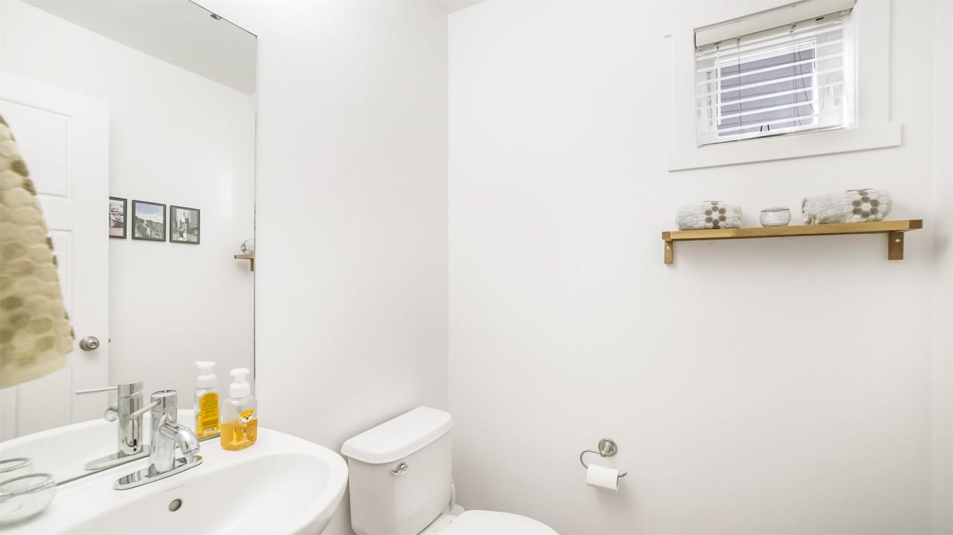 









5485


South Perimeter

Way,
Kelowna,




BC
V1W 5H9

