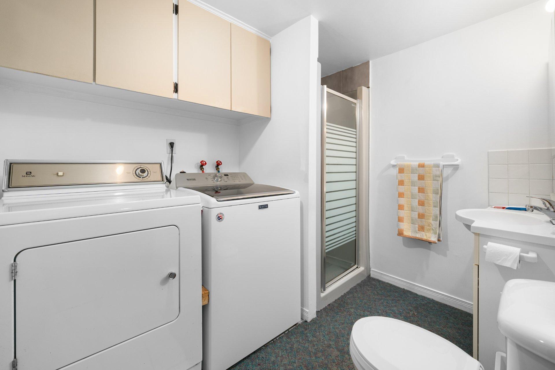 









1080


Rue Jean-De Brébeuf

,
Laval (Duvernay),




QC
H7E3Y5

