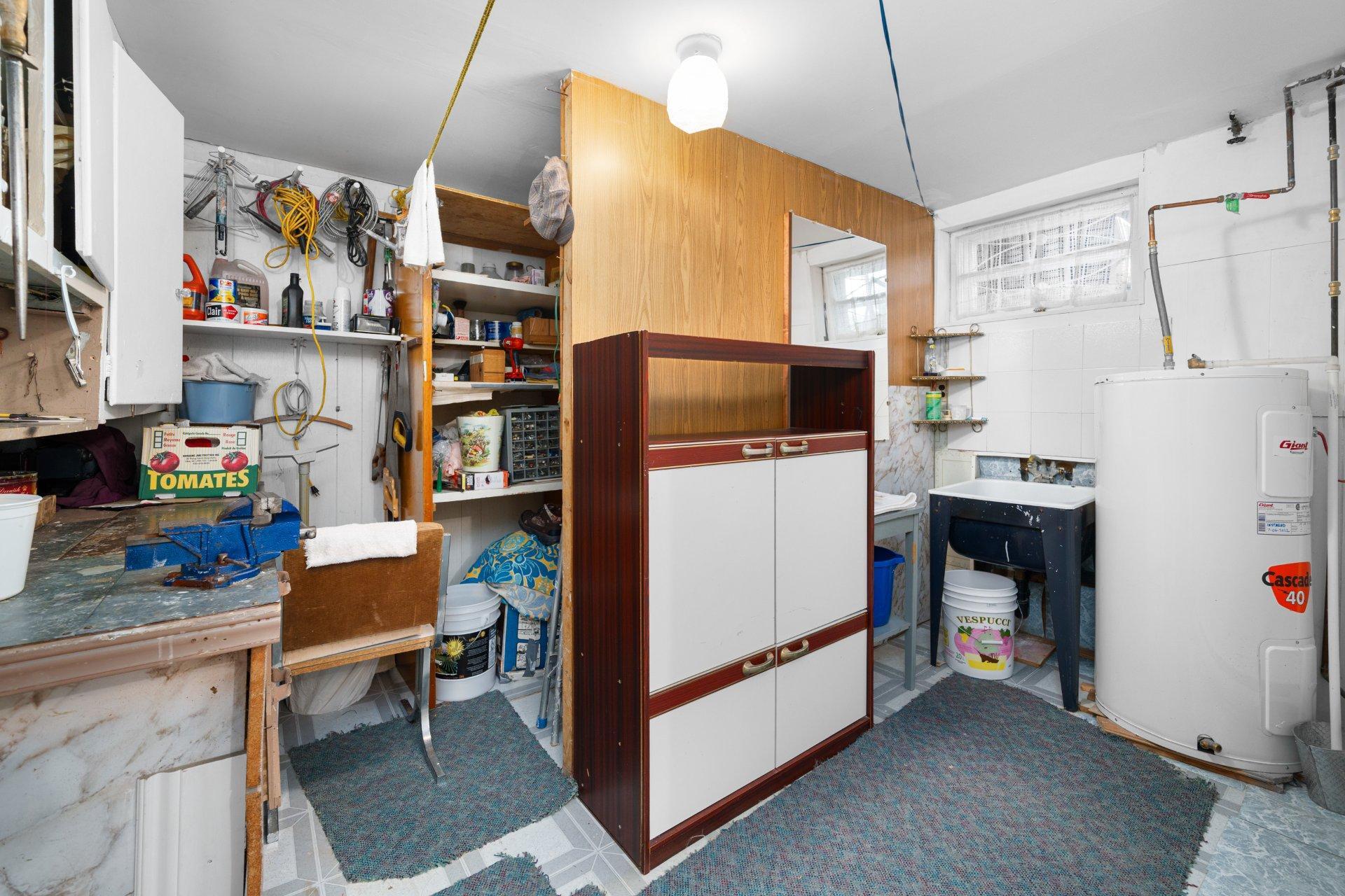 









1080


Rue Jean-De Brébeuf

,
Laval (Duvernay),




QC
H7E3Y5

