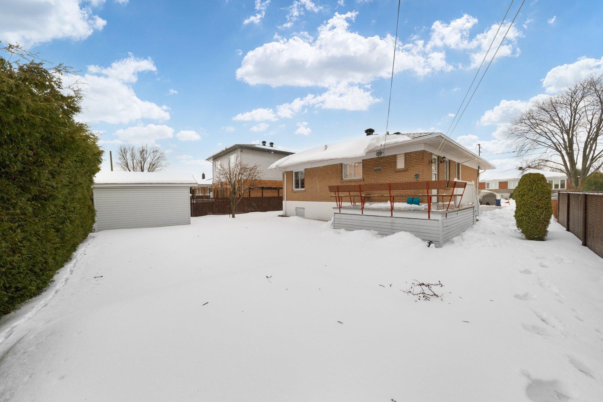 









1080


Rue Jean-De Brébeuf

,
Laval (Duvernay),




QC
H7E3Y5

