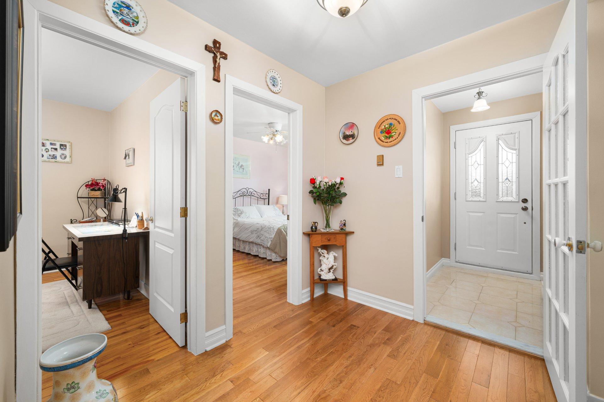 









1080


Rue Jean-De Brébeuf

,
Laval (Duvernay),




QC
H7E3Y5

