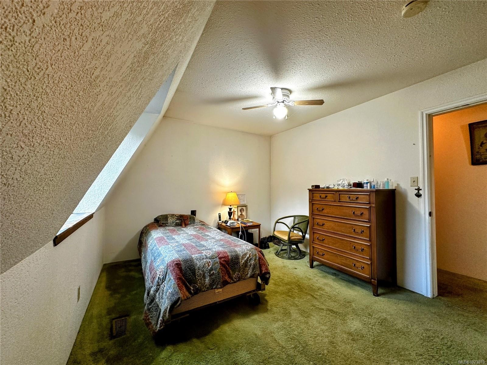 









4447


Yellow Point

Rd,
Ladysmith,




BC
V9G 1G5

