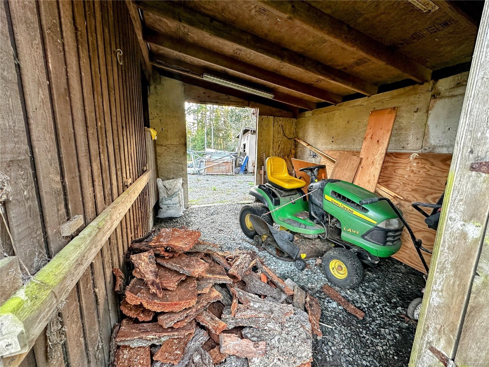 









4447


Yellow Point

Rd,
Ladysmith,




BC
V9G 1G5

