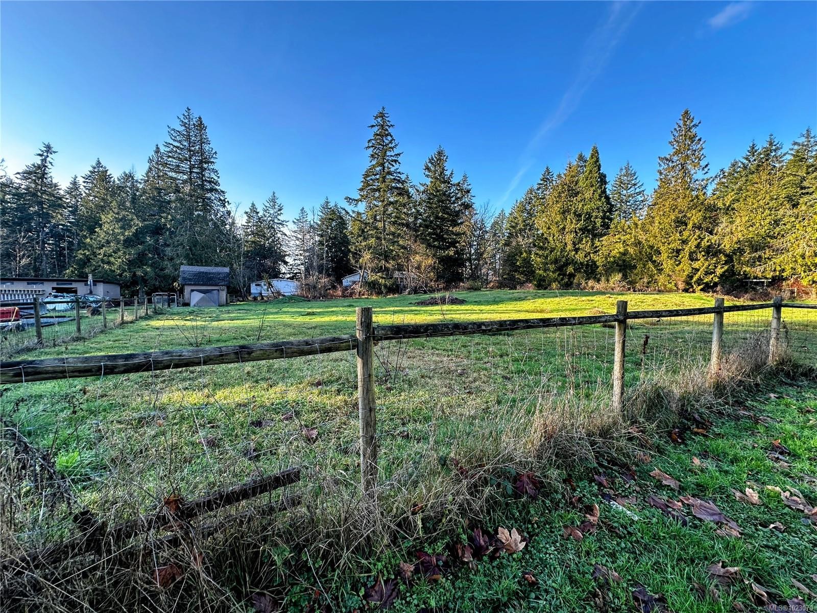 









4447


Yellow Point

Rd,
Ladysmith,




BC
V9G 1G5

