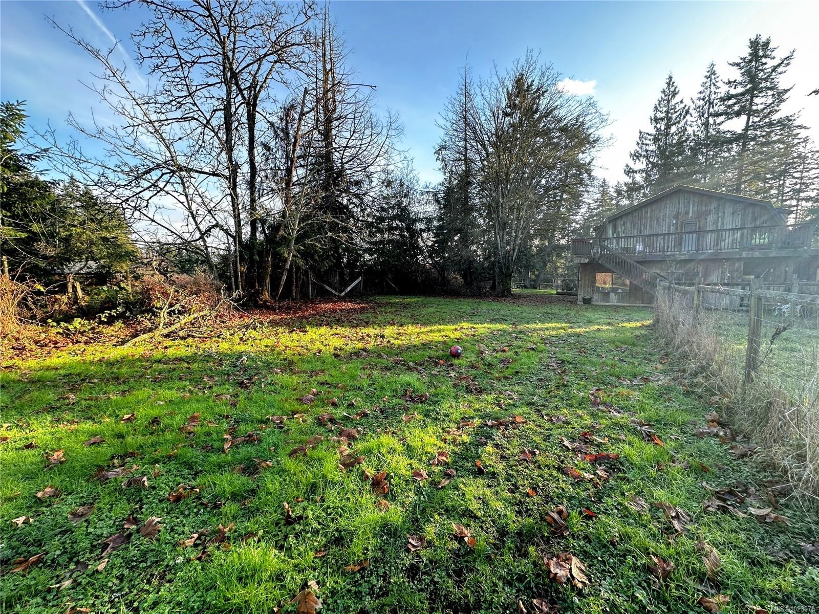 









4447


Yellow Point

Rd,
Ladysmith,




BC
V9G 1G5

