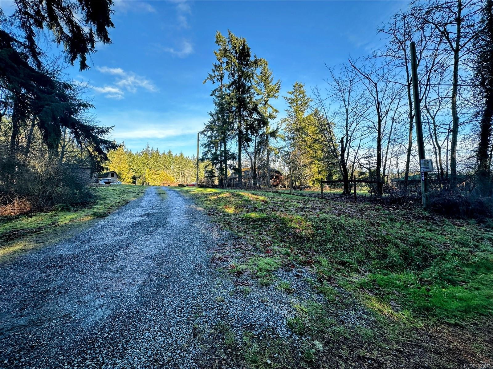 









4447


Yellow Point

Rd,
Ladysmith,




BC
V9G 1G5

