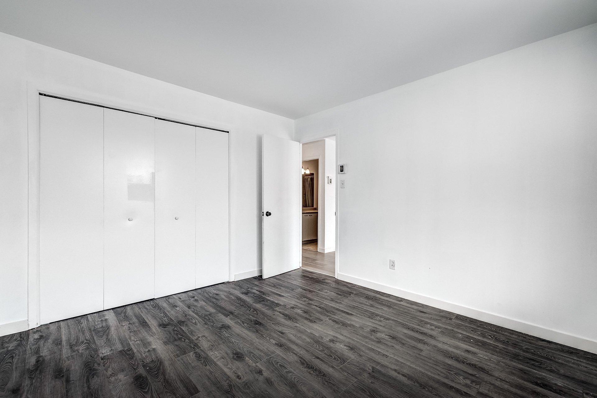 









12


Rue Desrochers

, 7,
Delson,




QC
J5B1C4

