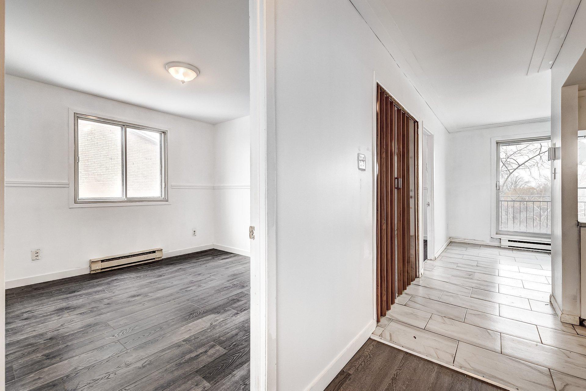 









12


Rue Desrochers

, 7,
Delson,




QC
J5B1C4

