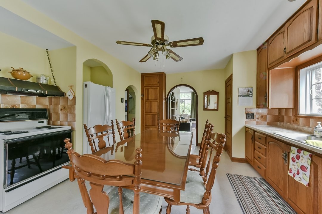 









500


Ch. De La Rabastalière E.

,
Saint-Bruno-de-Montarville,




QC
J3V2A8

