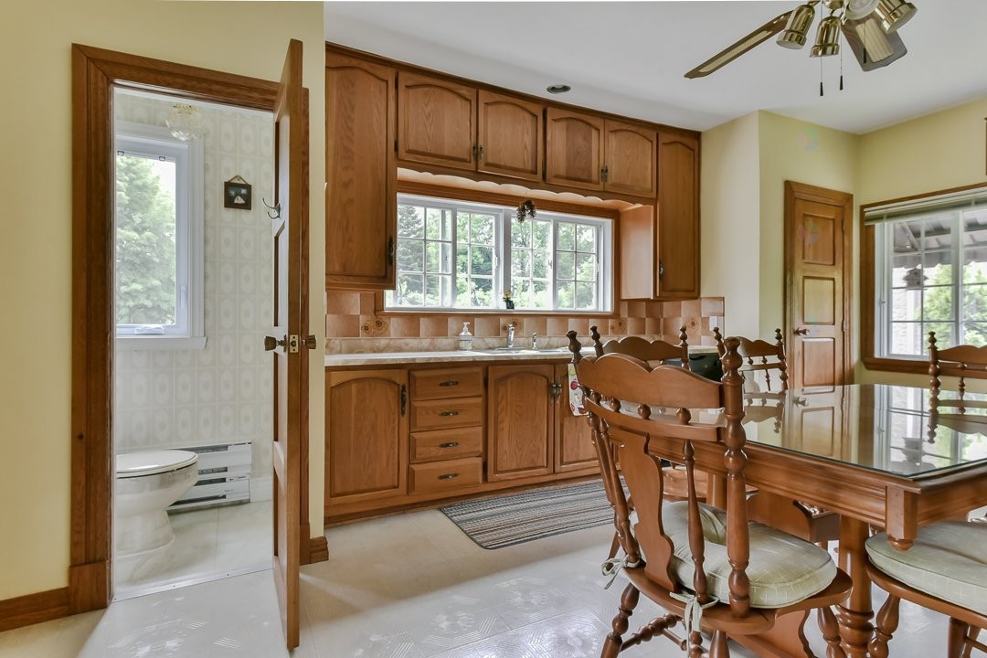 









500


Ch. De La Rabastalière E.

,
Saint-Bruno-de-Montarville,




QC
J3V2A8

