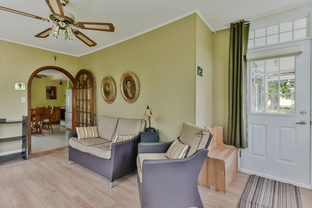 









500


Ch. De La Rabastalière E.

,
Saint-Bruno-de-Montarville,




QC
J3V2A8

