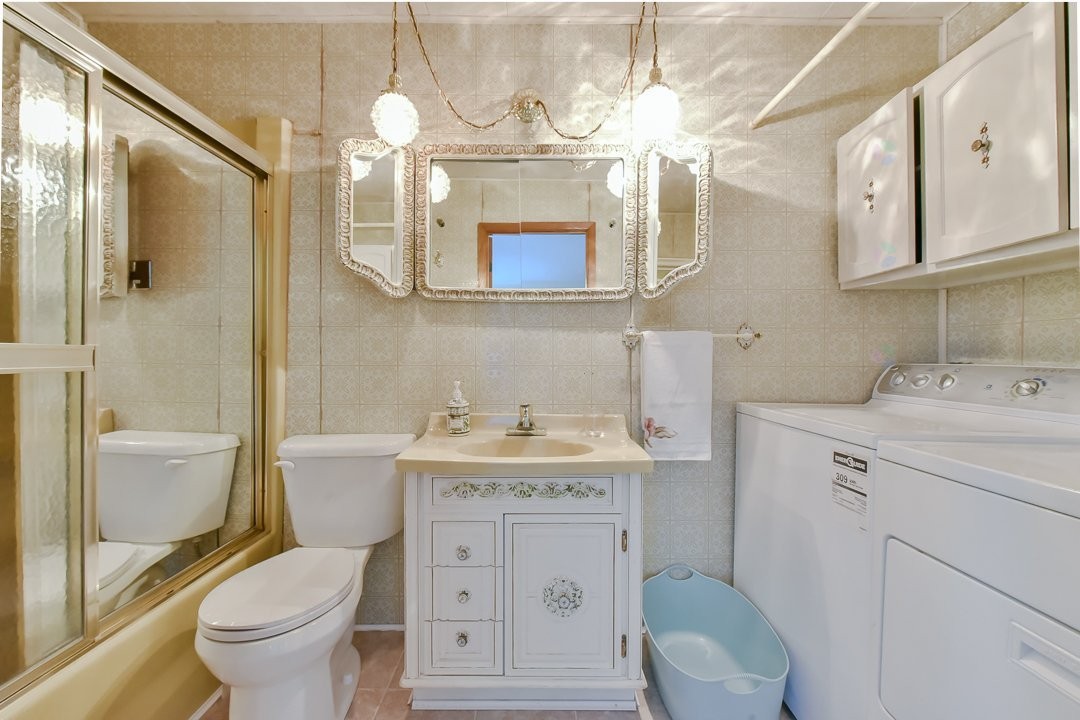 









500


Ch. De La Rabastalière E.

,
Saint-Bruno-de-Montarville,




QC
J3V2A8

