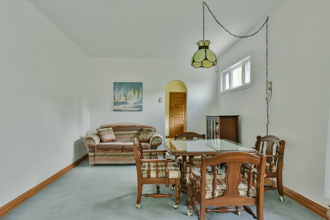 









500


Ch. De La Rabastalière E.

,
Saint-Bruno-de-Montarville,




QC
J3V2A8

