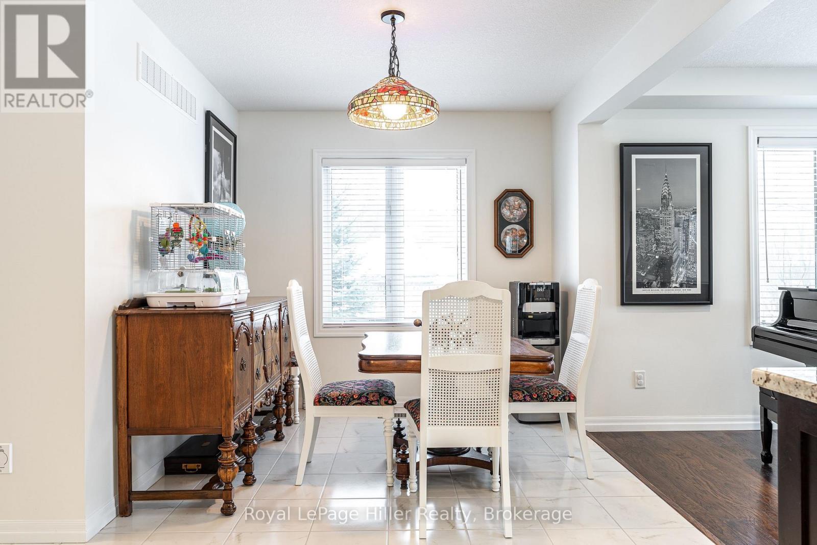 












42 - 55 HARRISON STREET

,
Stratford,




Ontario
N5A0C9

