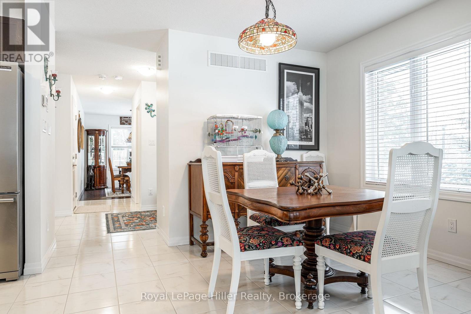 












42 - 55 HARRISON STREET

,
Stratford,




Ontario
N5A0C9

