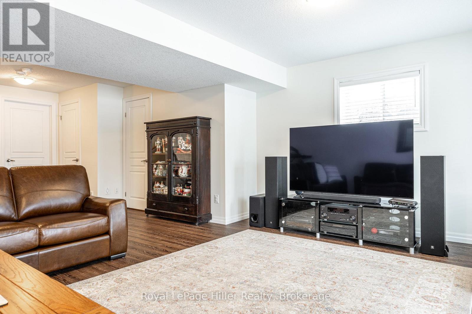 












42 - 55 HARRISON STREET

,
Stratford,




Ontario
N5A0C9

