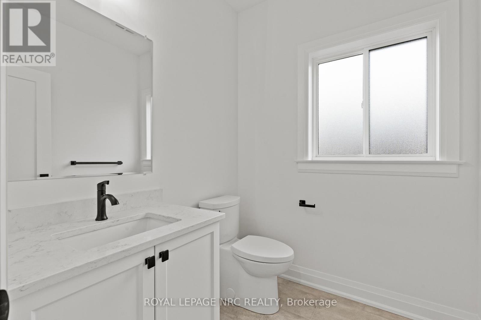 












4705 LEE AVENUE

,
Niagara Falls (Ascot),




Ontario
L2H1M7

