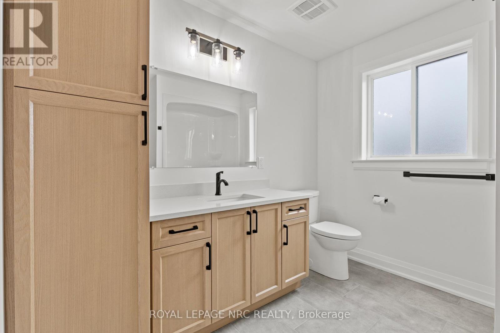 












4705 LEE AVENUE

,
Niagara Falls (Ascot),




Ontario
L2H1M7

