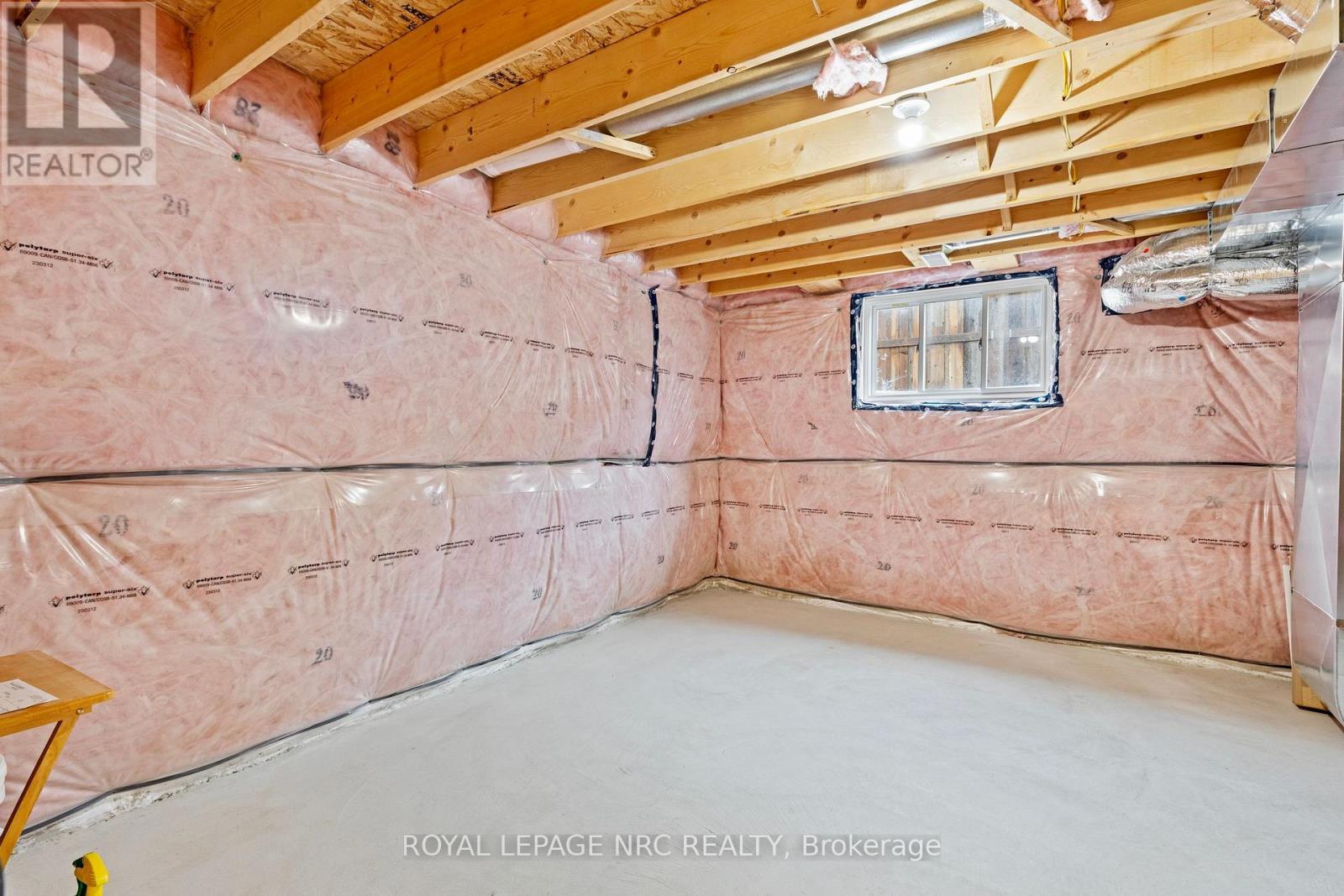 












4705 LEE AVENUE

,
Niagara Falls (Ascot),




Ontario
L2H1M7

