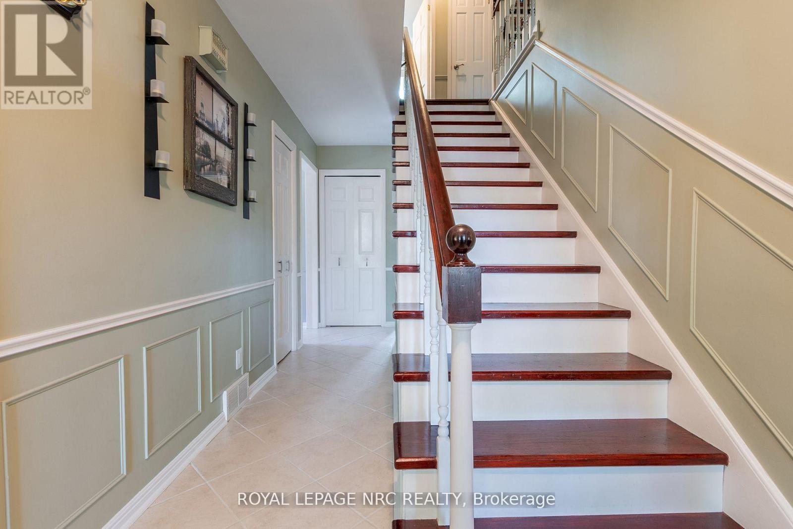 












7077 RIDGEWOOD CRESCENT

,
Niagara Falls (Casey),




Ontario
L2J2C2

