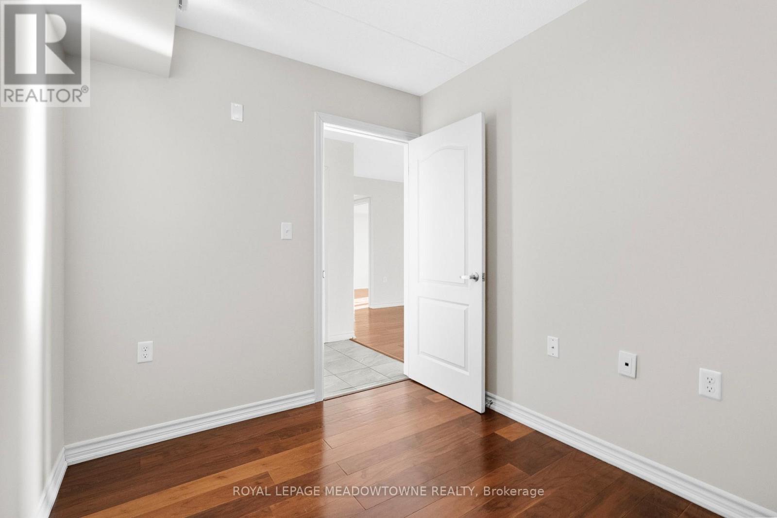 












310 - 1470 MAIN STREET E

,
Milton,




Ontario
L9T8W6

