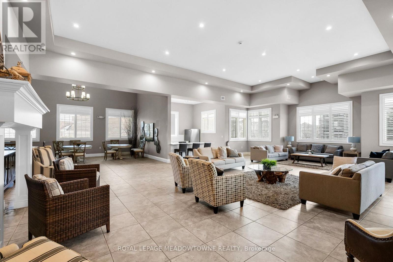 












310 - 1470 MAIN STREET E

,
Milton,




Ontario
L9T8W6

