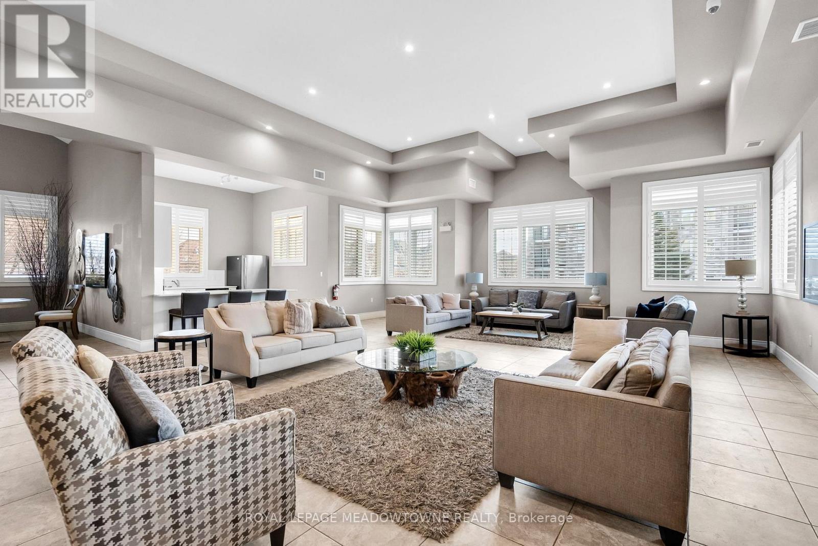 












310 - 1470 MAIN STREET E

,
Milton,




Ontario
L9T8W6

