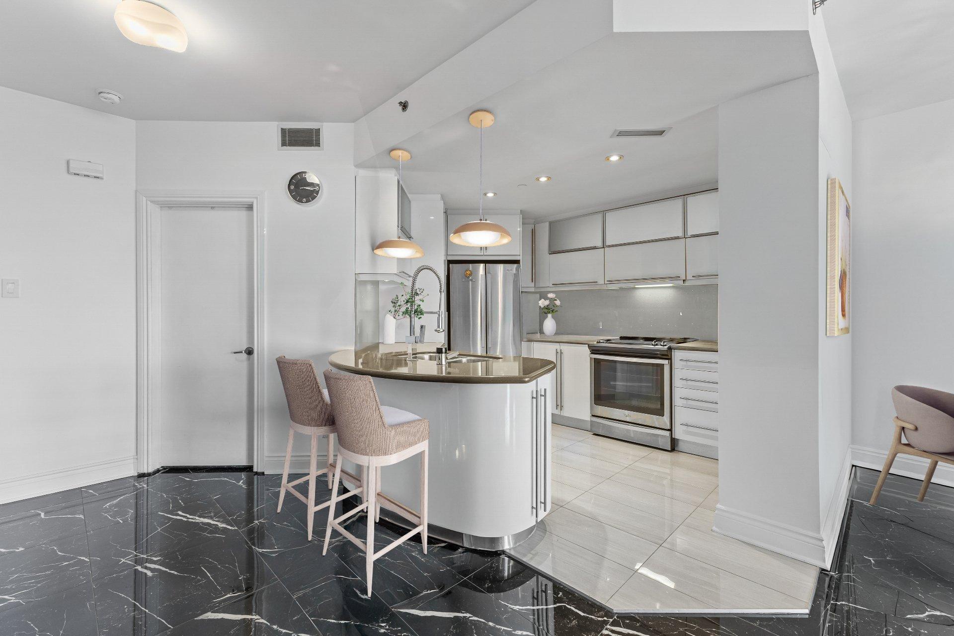 









2380


Av. Pierre-Dupuy

, 503,
Montréal (Ville-Marie),




QC
H3C6N3

