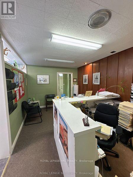 












4213/4207 DRUMMOND RD ROAD

,
Niagara Falls (Morrison),




Ontario
L2E6C2

