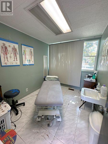 












4213/4207 DRUMMOND RD ROAD

,
Niagara Falls (Morrison),




Ontario
L2E6C2

