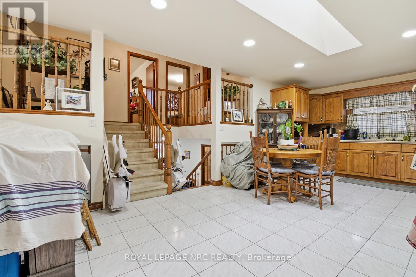 












3 BORDEN AVENUE

,
Port Colborne (Main Street),




Ontario
L3K3Z6

