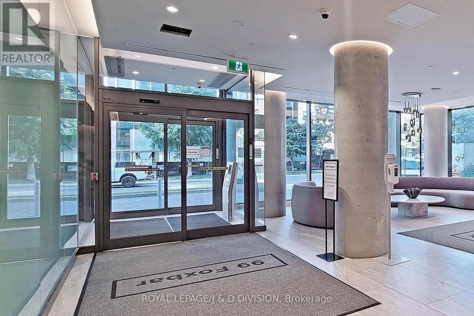 












311 - 99 FOXBAR ROAD

,
Toronto,




Ontario
M4V0B2

