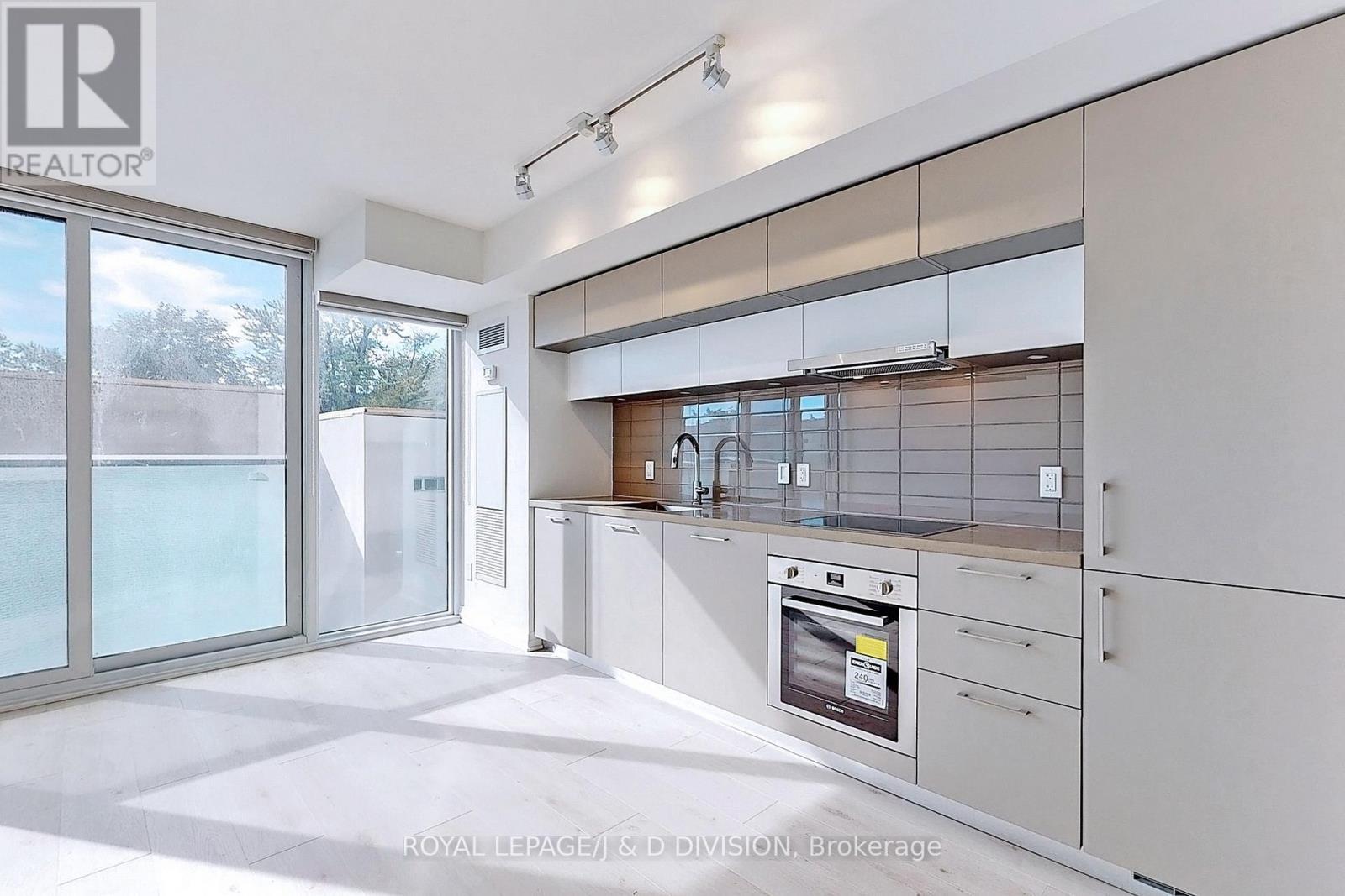 












311 - 99 FOXBAR ROAD

,
Toronto,




Ontario
M4V0B2

