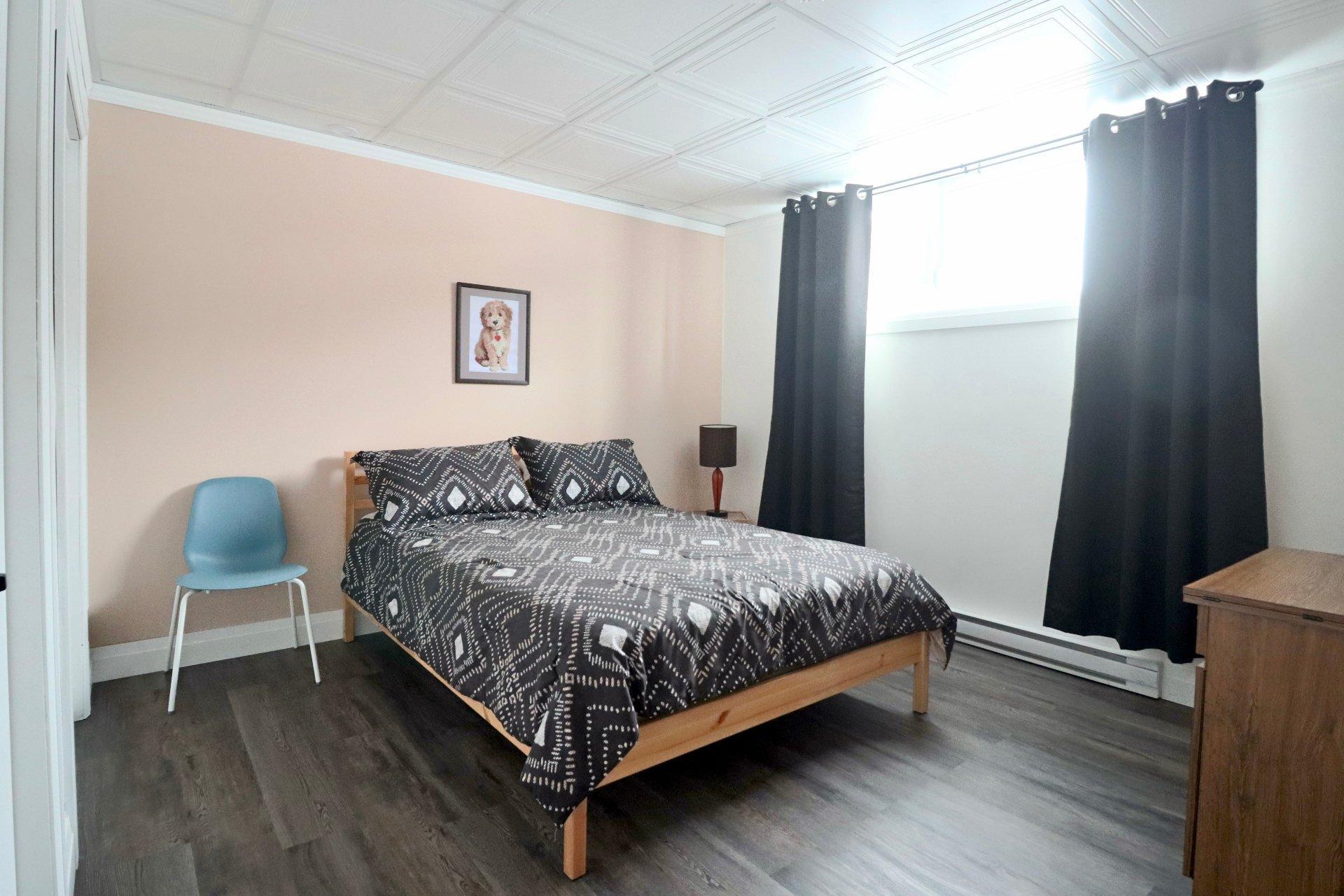 









1735


Rue Léo-Ayotte

,
Trois-Rivières,




QC
G8V0A3

