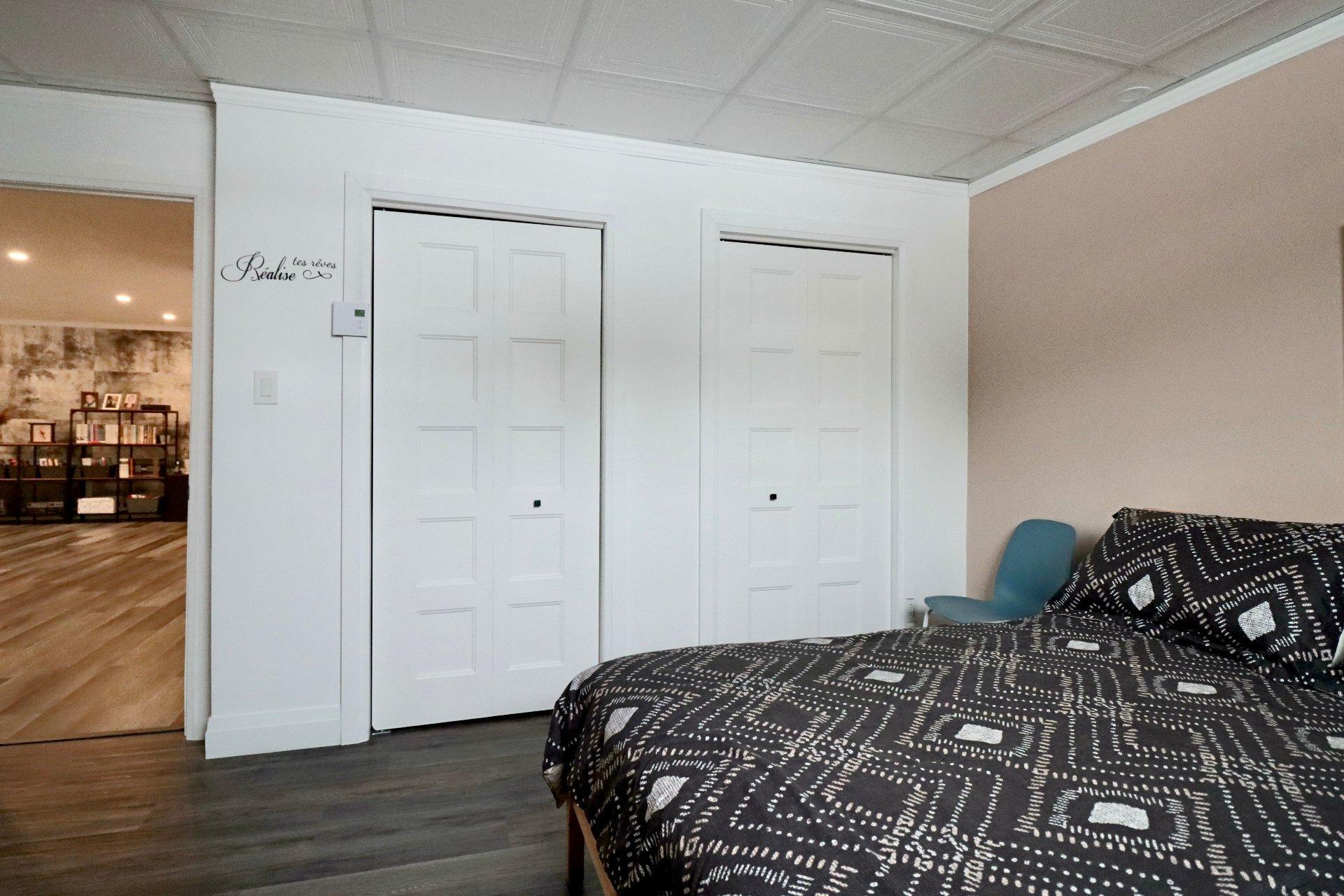 









1735


Rue Léo-Ayotte

,
Trois-Rivières,




QC
G8V0A3

