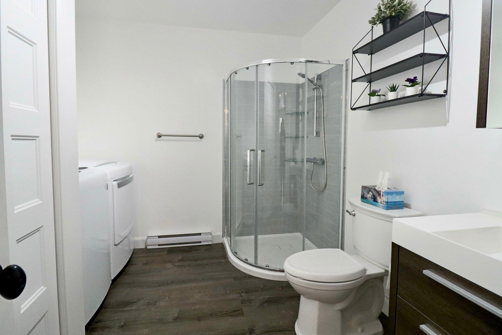 









1735


Rue Léo-Ayotte

,
Trois-Rivières,




QC
G8V0A3

