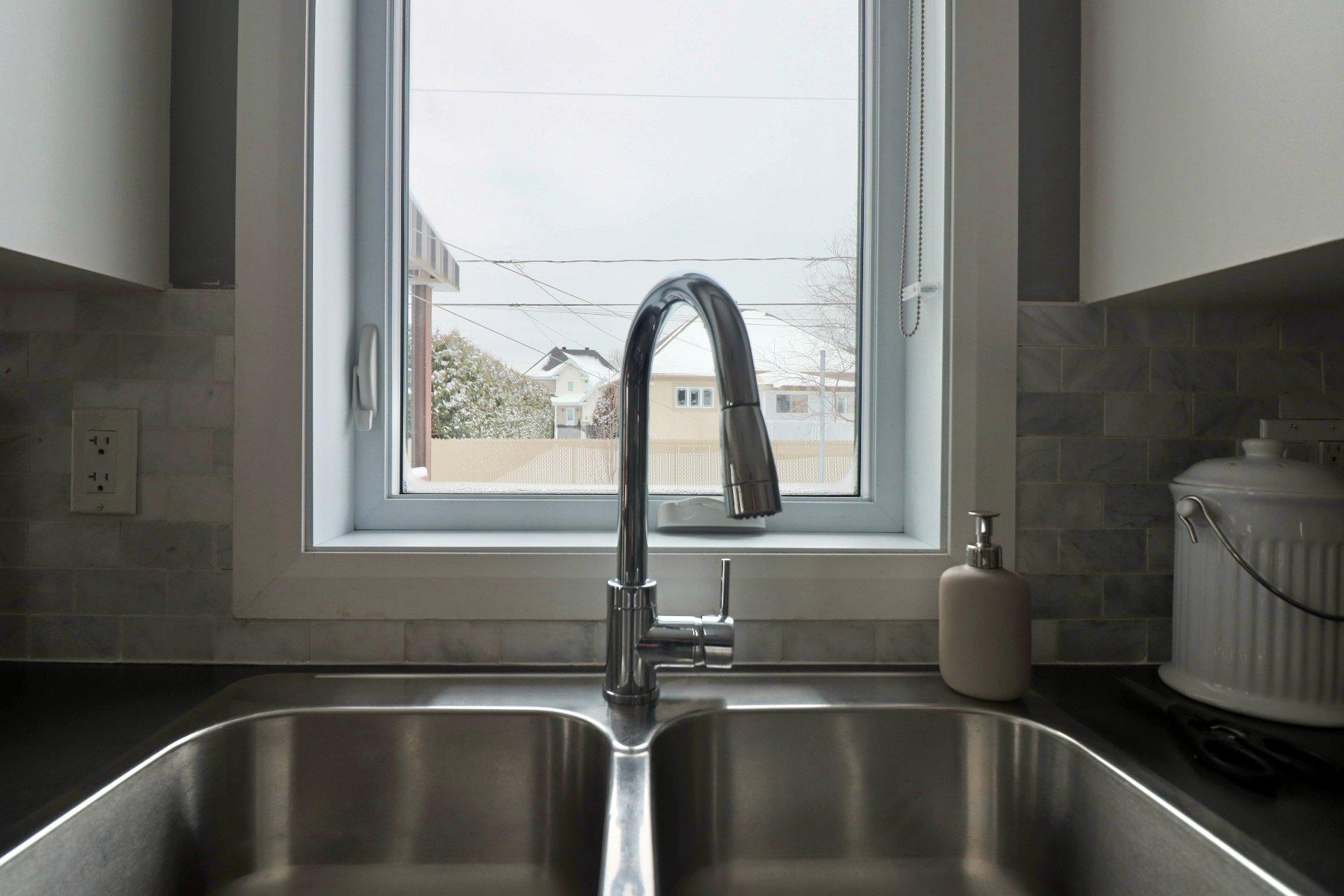 









1735


Rue Léo-Ayotte

,
Trois-Rivières,




QC
G8V0A3

