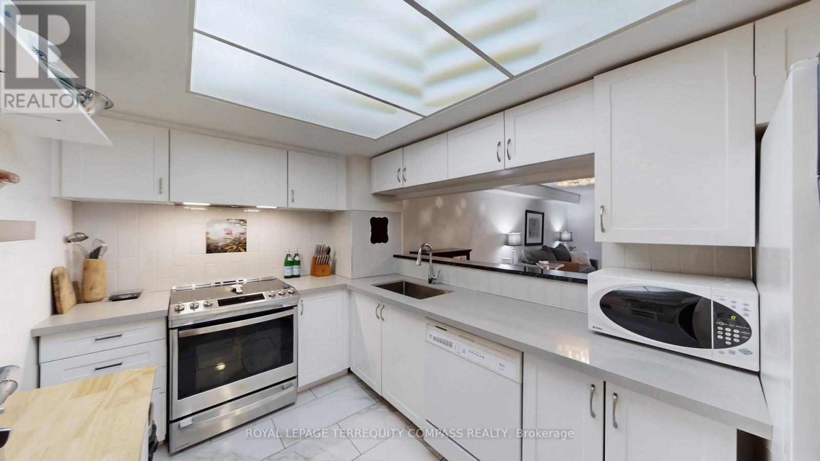 












208 - 1155 BOUGH BEECHES BOULEVARD

,
Mississauga,




Ontario
L4W4N2

