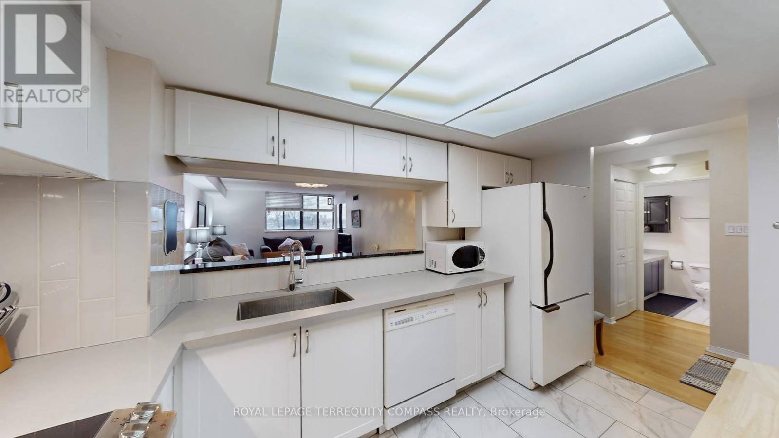 












208 - 1155 BOUGH BEECHES BOULEVARD

,
Mississauga,




Ontario
L4W4N2

