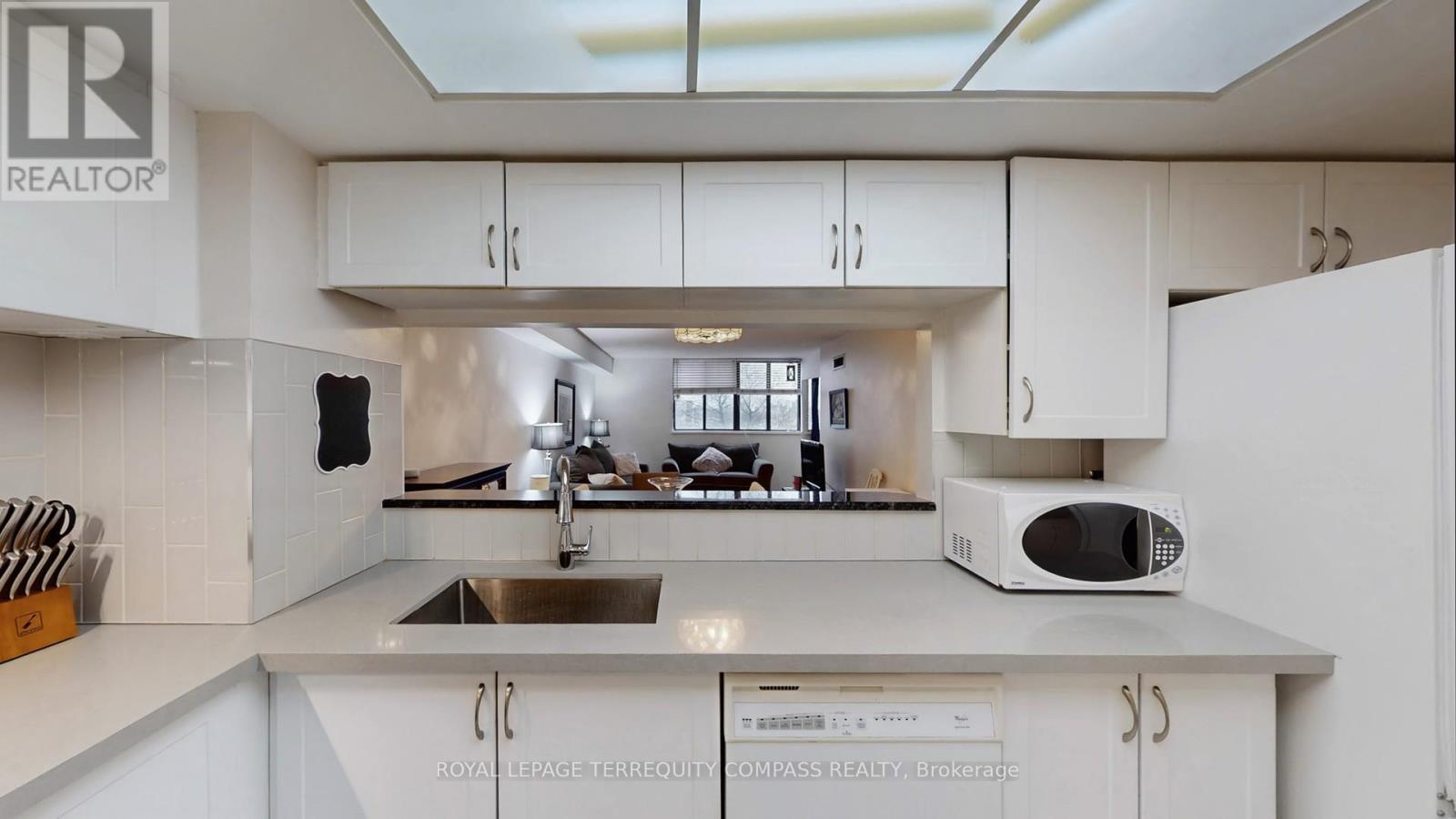 












208 - 1155 BOUGH BEECHES BOULEVARD

,
Mississauga,




Ontario
L4W4N2

