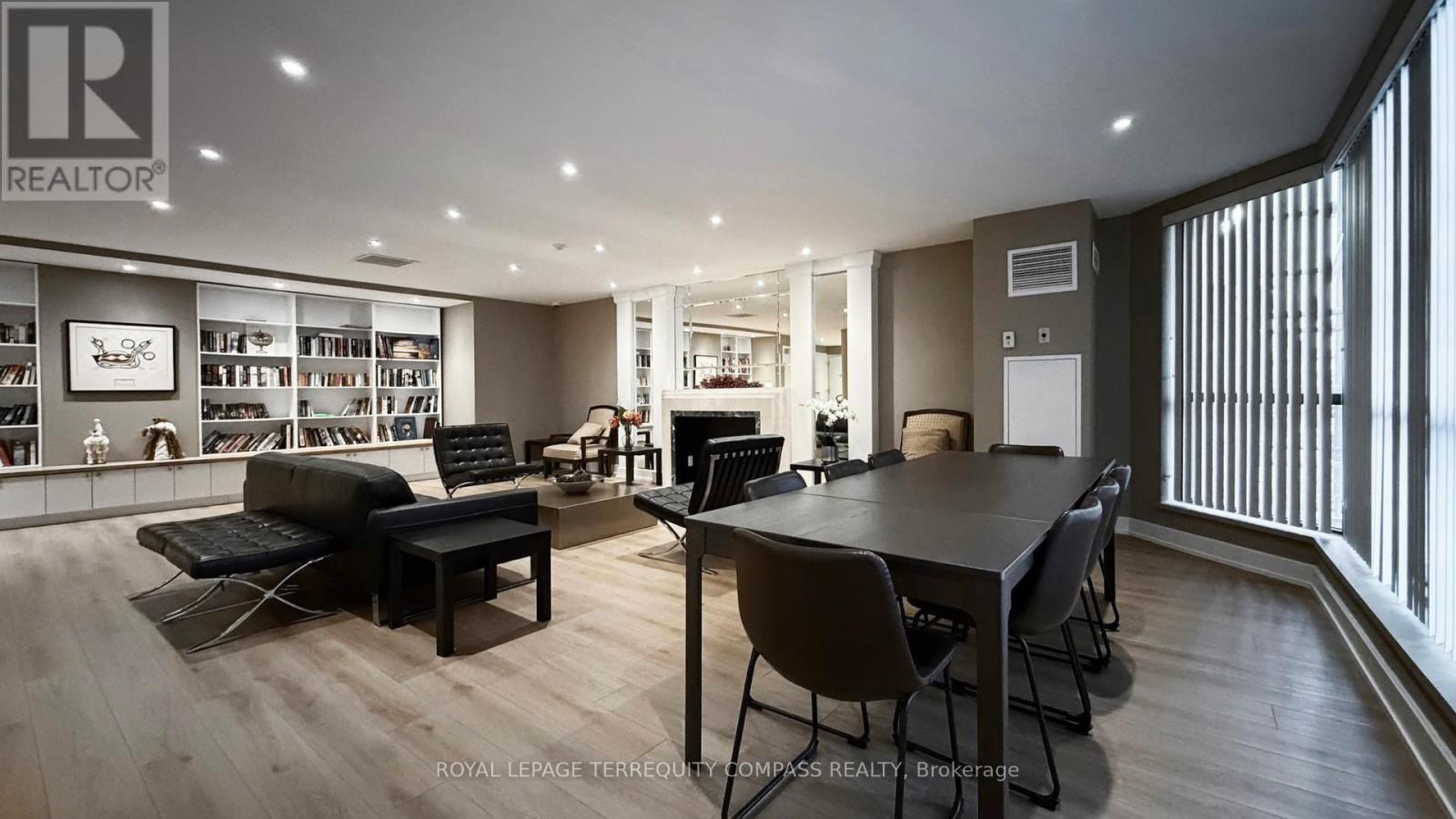 












208 - 1155 BOUGH BEECHES BOULEVARD

,
Mississauga,




Ontario
L4W4N2

