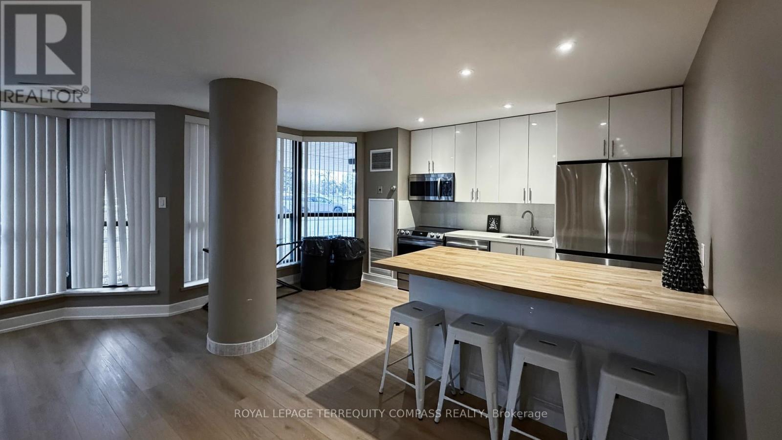 












208 - 1155 BOUGH BEECHES BOULEVARD

,
Mississauga,




Ontario
L4W4N2

