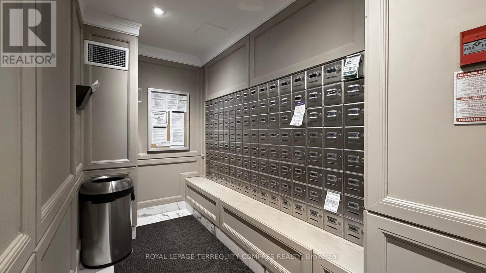 












208 - 1155 BOUGH BEECHES BOULEVARD

,
Mississauga,




Ontario
L4W4N2

