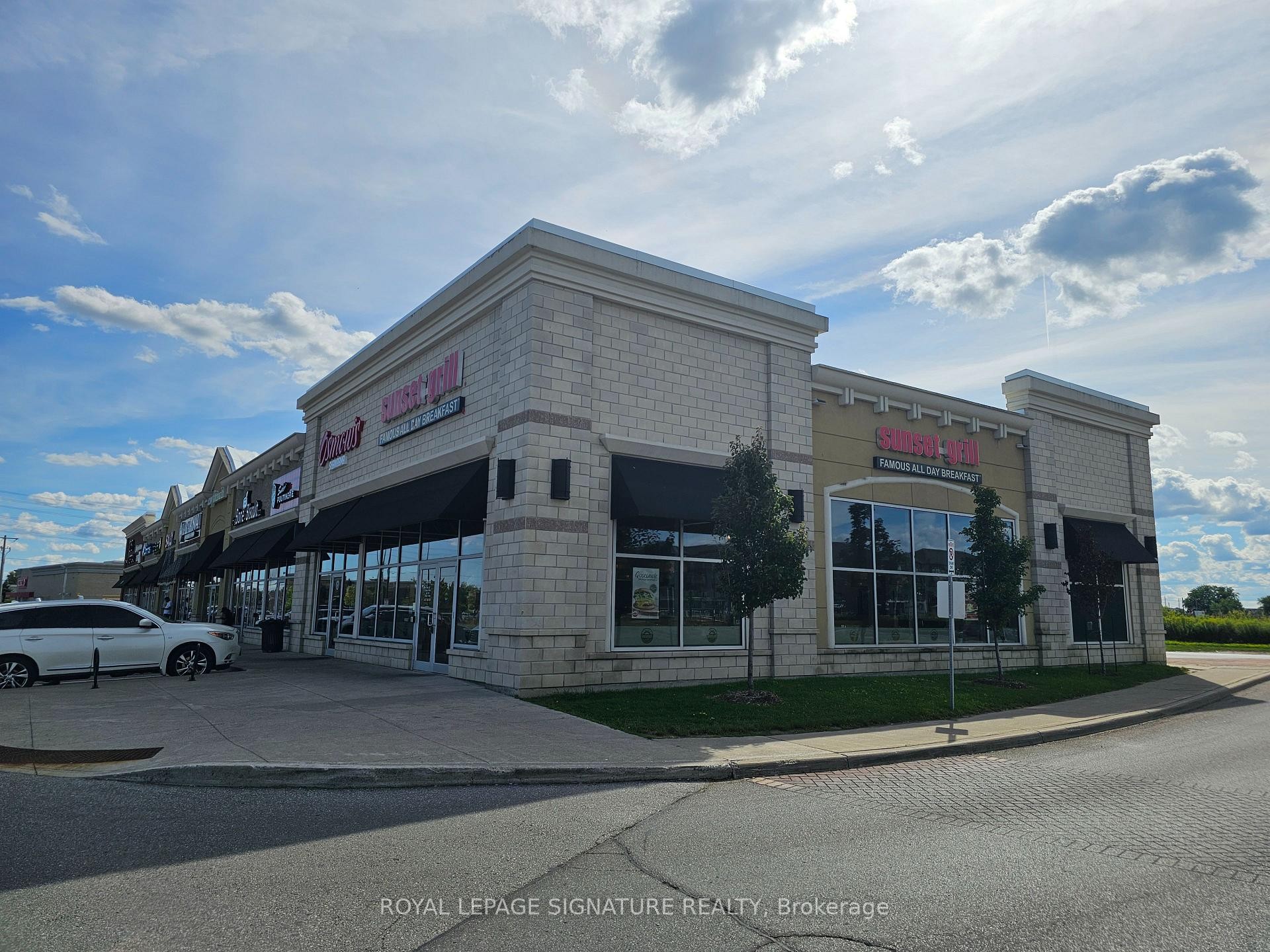 









3604


Major Mackenzie

Drive West,
Vaughan,




ON
L6A 1S1

