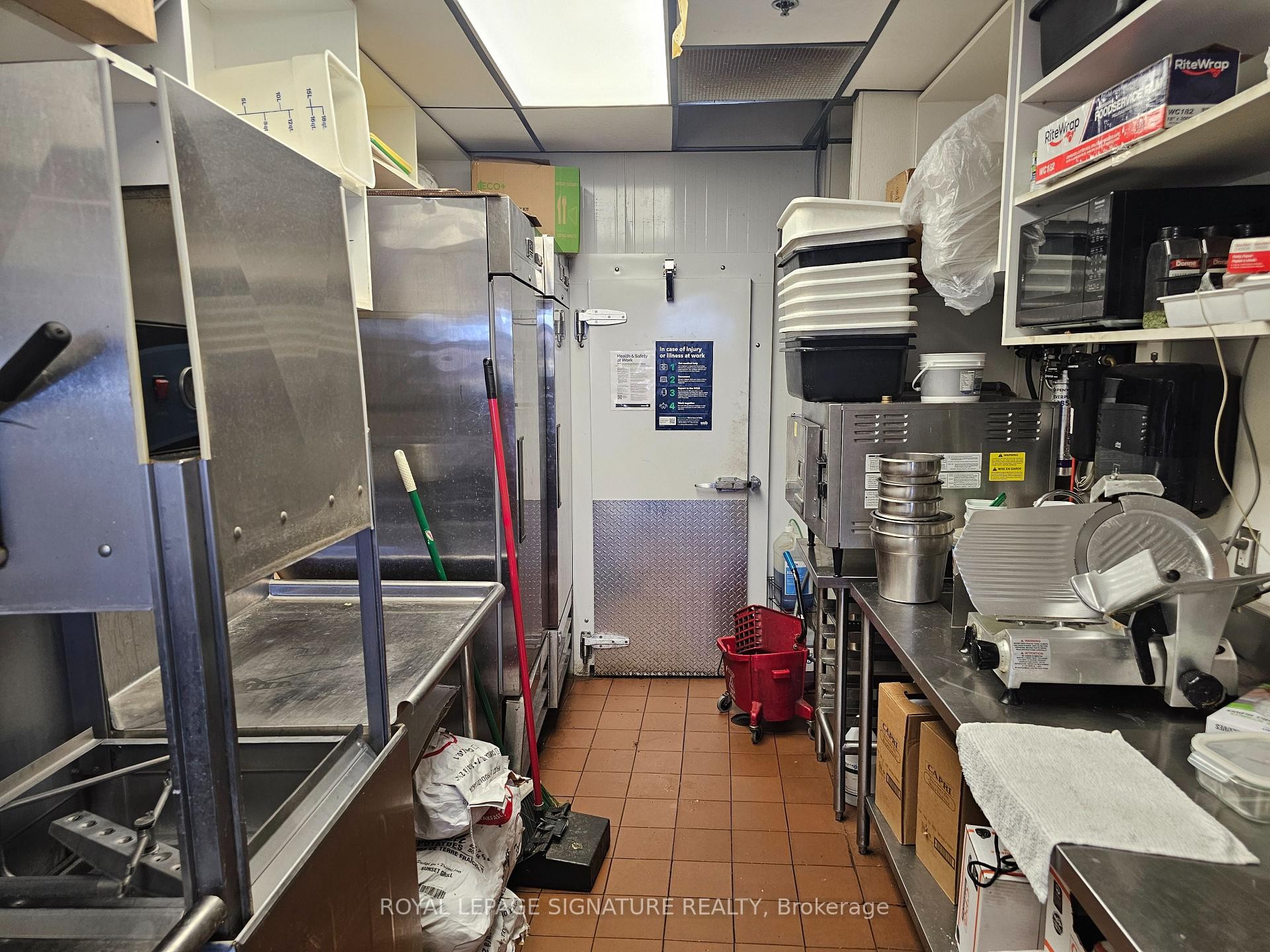 









3604


Major Mackenzie

Drive West,
Vaughan,




ON
L6A 1S1

